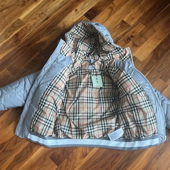Burberry Landry padded jacket with down filling and hood, NEW - Picture 13 of 17